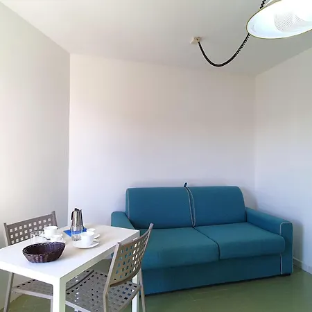 Cosy By The Sea Apartment